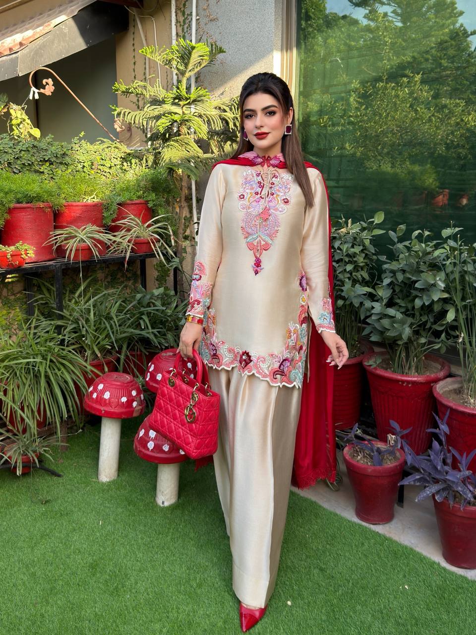Elegant Ensemble for the Modern Woman