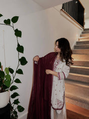 Maroon Essence Chic Style for Every Occasion