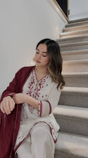 Maroon Essence Chic Style for Every Occasion