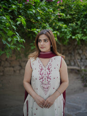 Maroon Essence Chic Style for Every Occasion