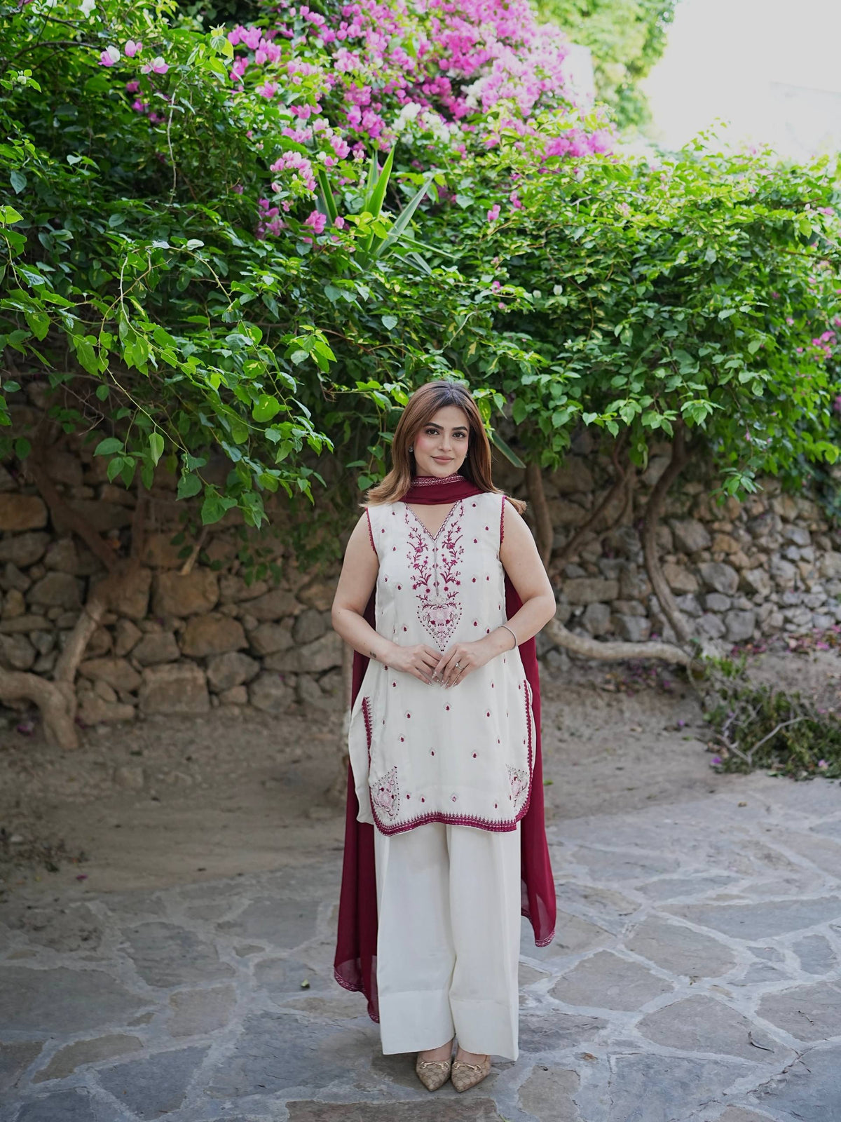 Maroon Essence Chic Style for Every Occasion