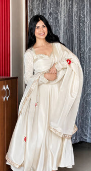 White Silk Allure Fashion Masterpiece