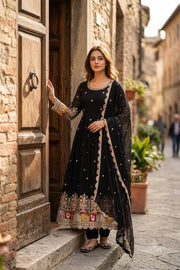 Elegant Noir Embroidered Anarkali Ensemble