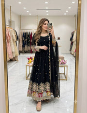 Elegant Noir Embroidered Anarkali Ensemble