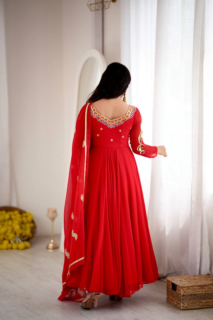 Bold Beauty Dresses to Make Statements