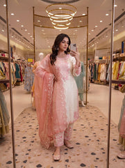 Graceful Outfits for Cultural Celebrations