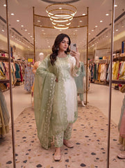 Graceful Outfits for Cultural Celebrations