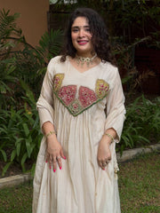 Graceful Attire Empowering Women’s Fashion Choices