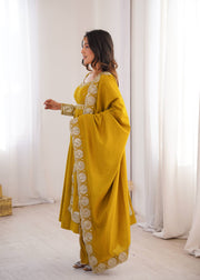 Effortless Elegance Redefine Your Personal Style