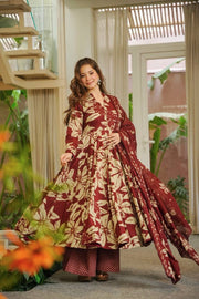 Bold prints meet classic ethnic style