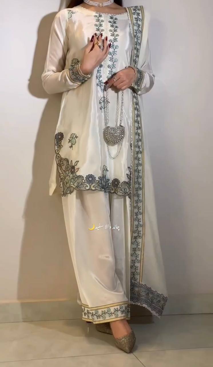 Serene Beauty White Suit for Every Occasion