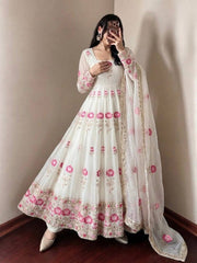 Luxe White Anarkali Embroidery for Modern Elegance