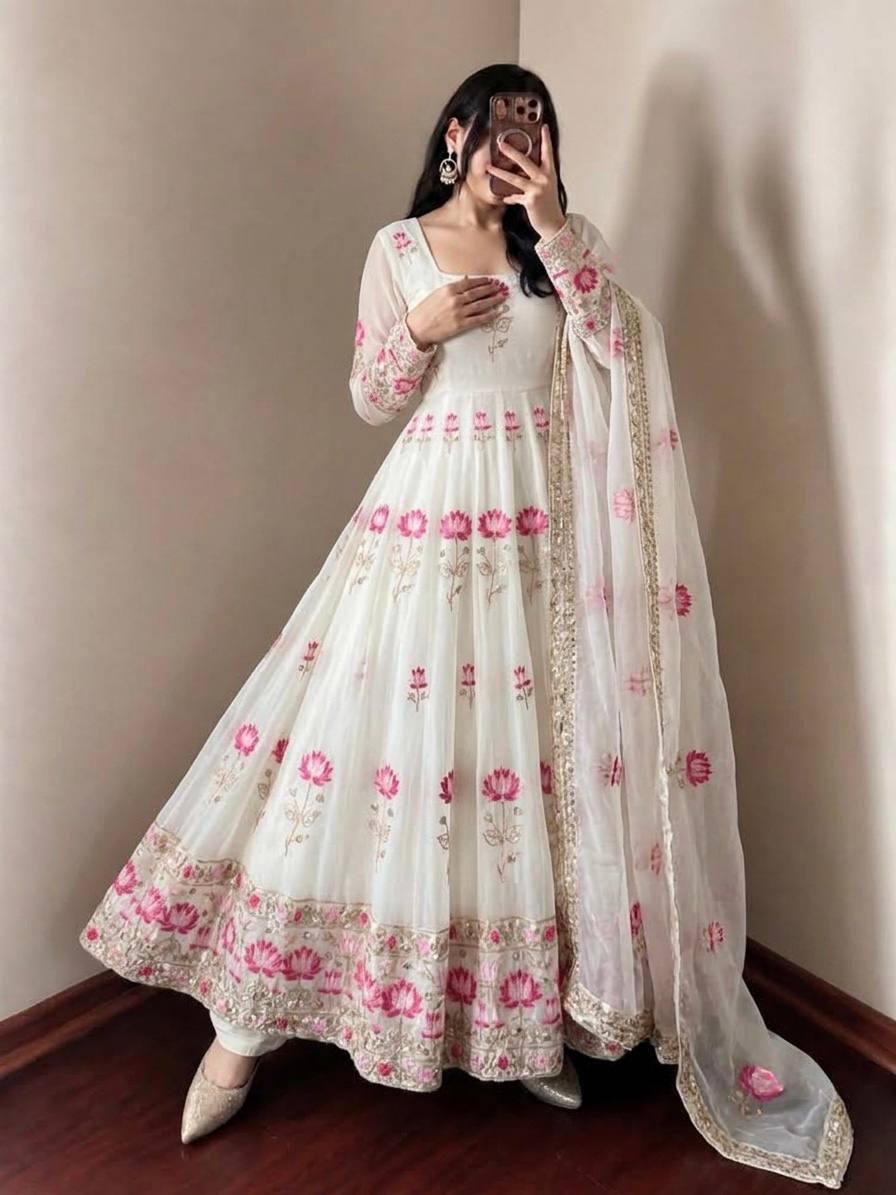 Luxe White Anarkali Embroidery for Modern Elegance
