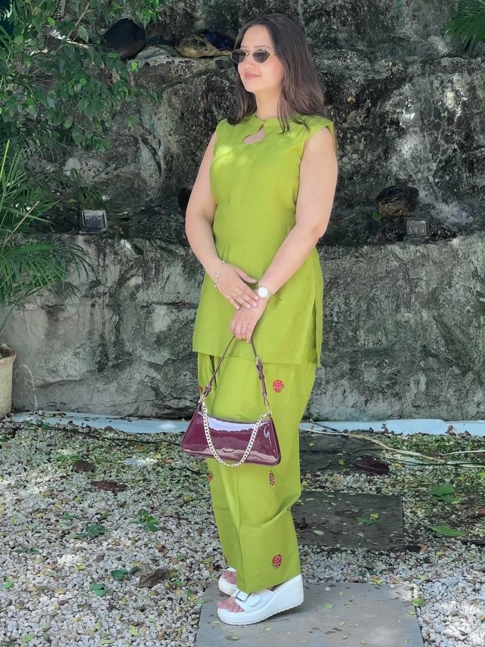 Green Glamour Elevate Your Everyday Look