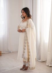 Effortless Elegance Redefine Your Personal Style