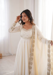 Effortless Elegance Redefine Your Personal Style
