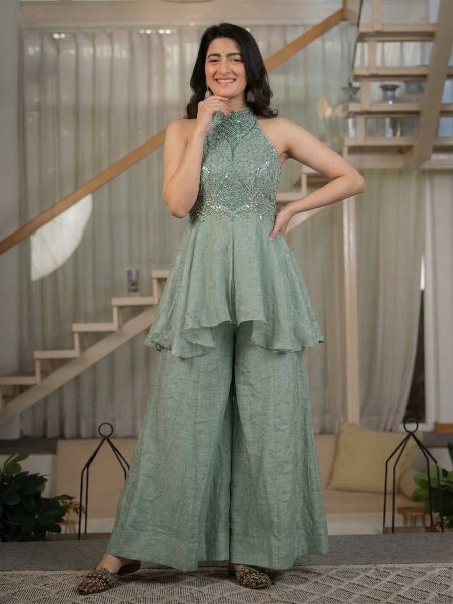 Versatile Fashion for Confident Living