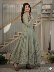 Chic Green Anarkali with Intricate Embroidery