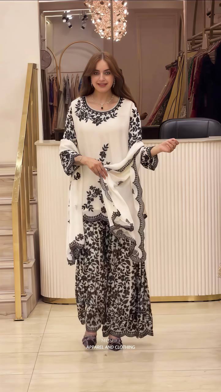 Contemporary Looks for the Stylish Shopper