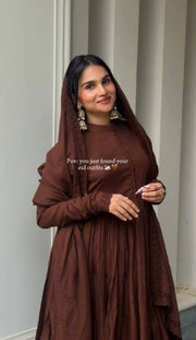 Elegant Indian Attire for Special Occasions