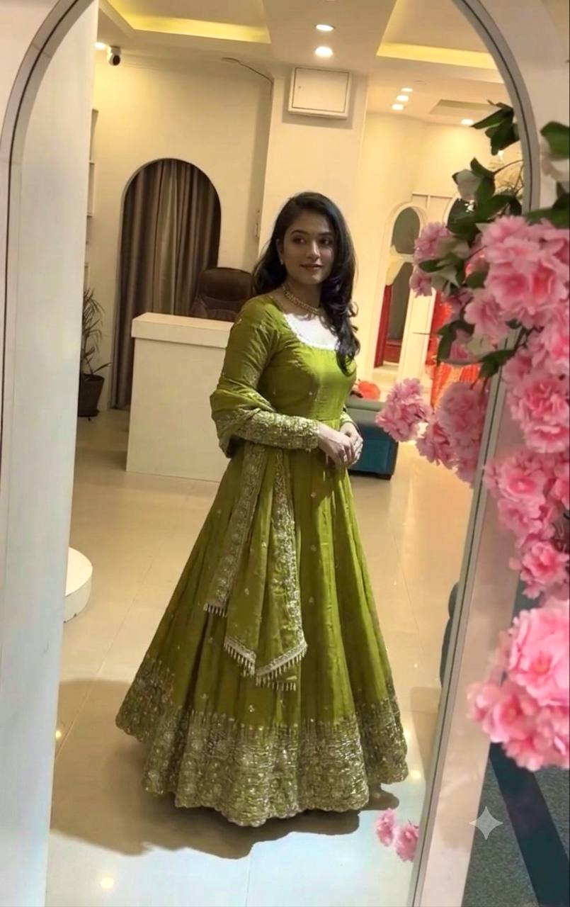 Graceful Indian Garments for Festive Events