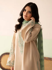 Luxurious Embroidery for Distinctive Fashion Statements