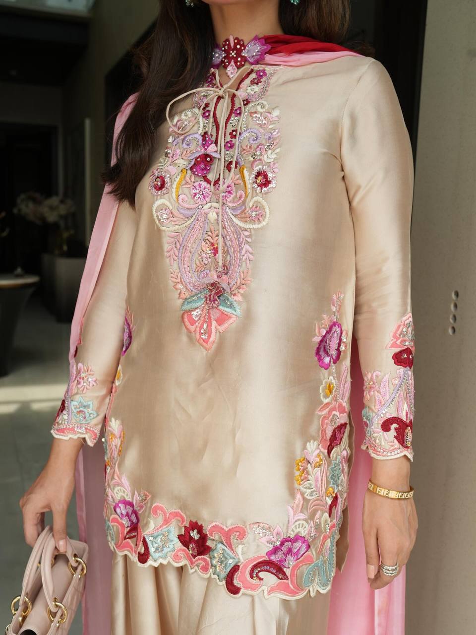 Elegant Ensemble for the Modern Woman