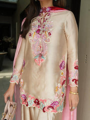 Elegant Ensemble for the Modern Woman