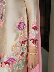 Elegant Ensemble for the Modern Woman