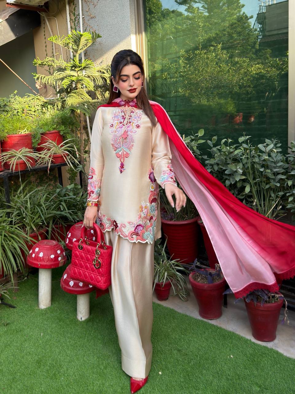 Elegant Ensemble for the Modern Woman