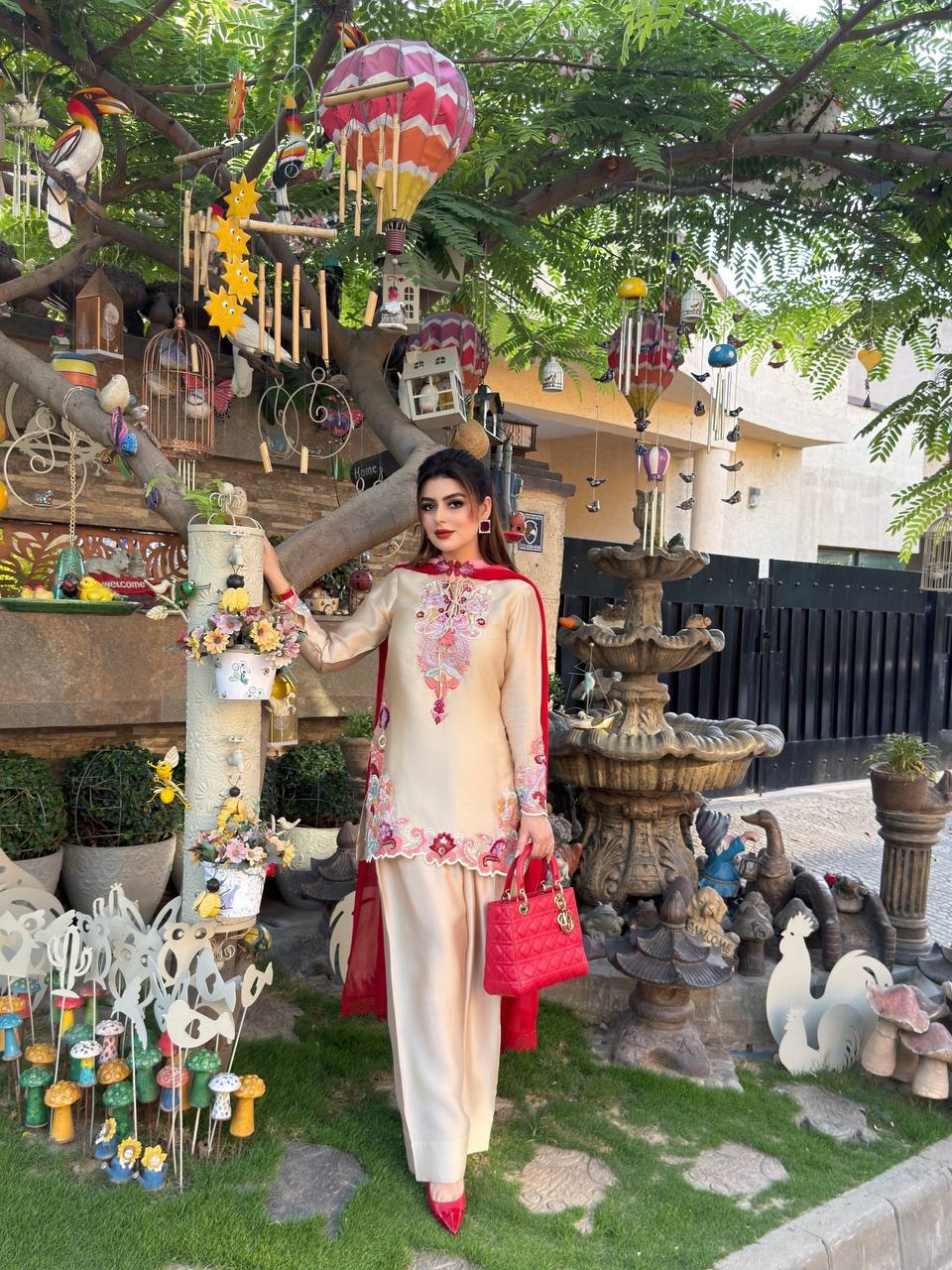 Elegant Ensemble for the Modern Woman