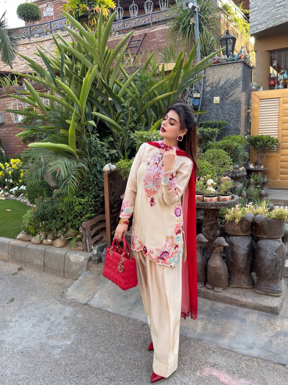 Elegant Ensemble for the Modern Woman