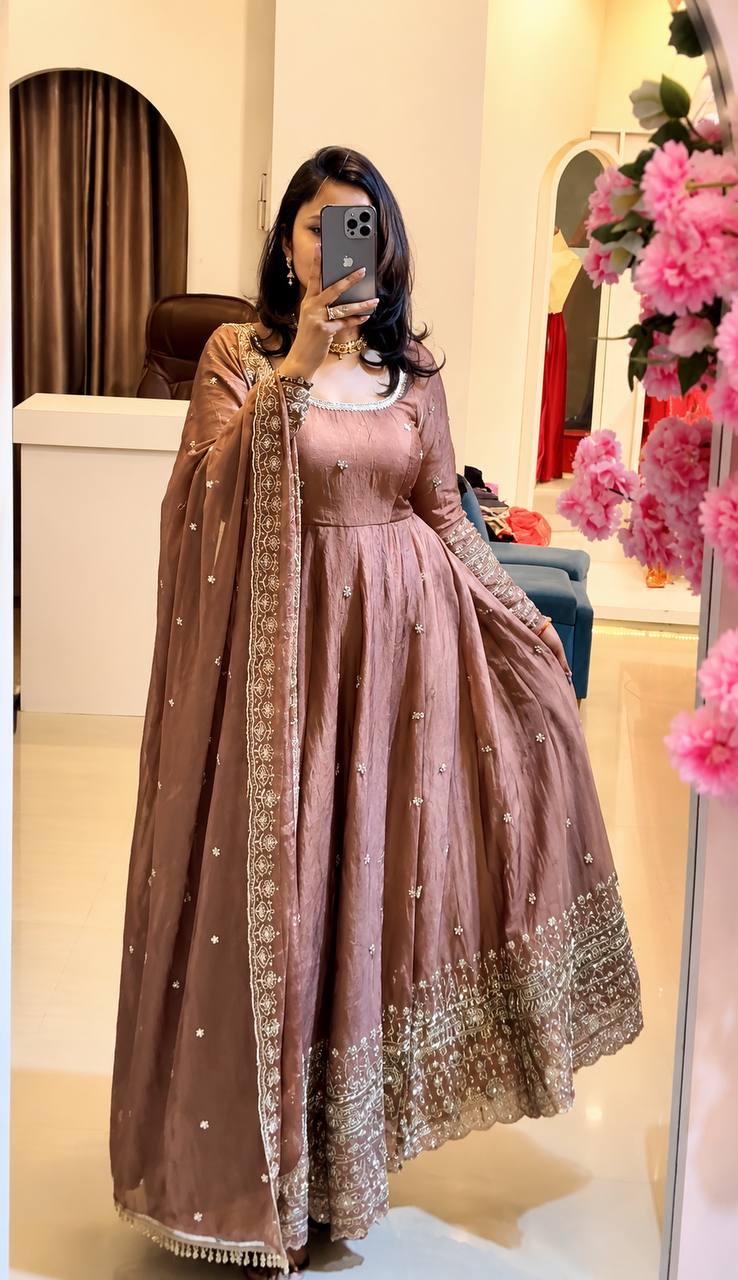 Graceful Indian Garments for Festive Events