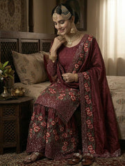 Stylish Pakistani Outfits for Festive Gatherings