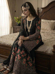 Stylish Pakistani Outfits for Festive Gatherings