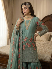 Stylish Pakistani Outfits for Festive Gatherings