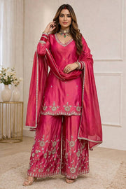 Graceful Pink Suit with Elegant Dupatta Design