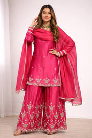 Graceful Pink Suit with Elegant Dupatta Design