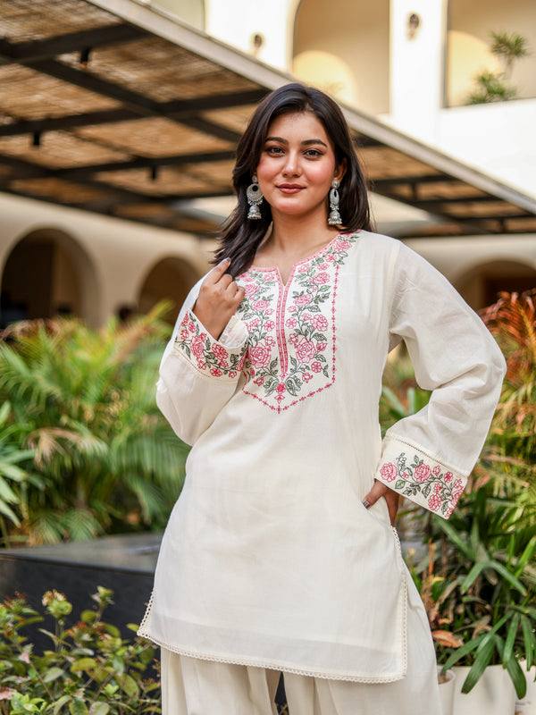Elegant White Kurta Set for Effortless Style