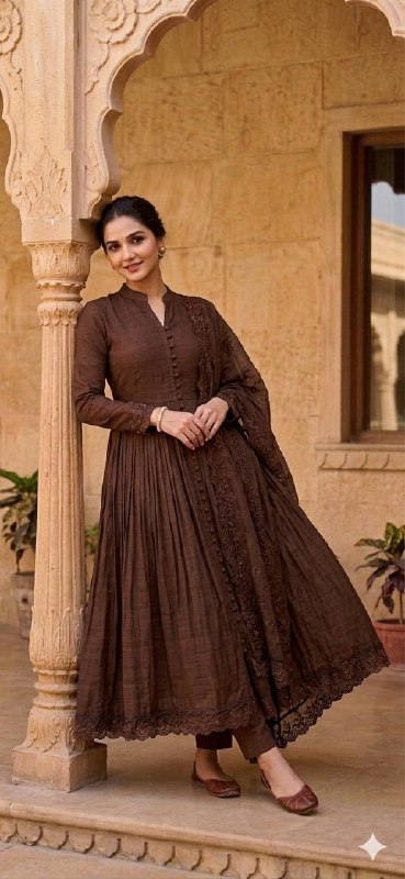 Elegant Indian Attire for Special Occasions