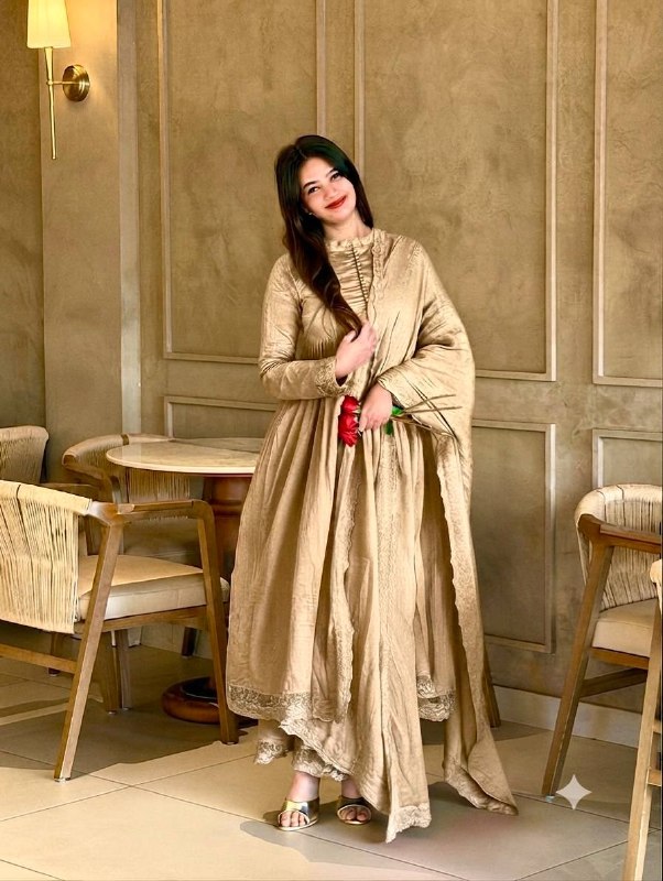 Elegant Indian Attire for Special Occasions