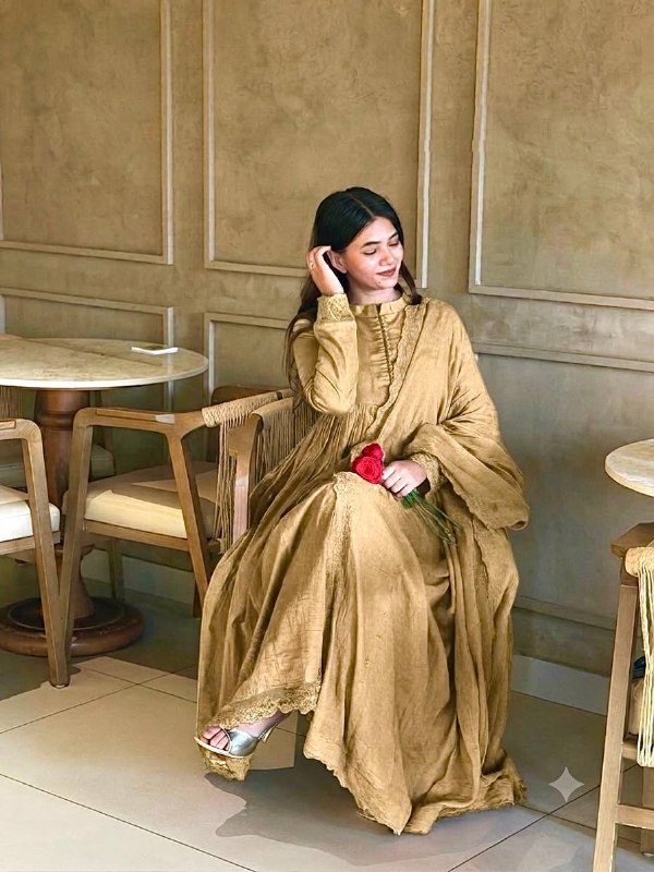 Elegant Indian Attire for Special Occasions