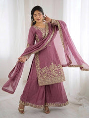 Graceful Attire for Modern Women