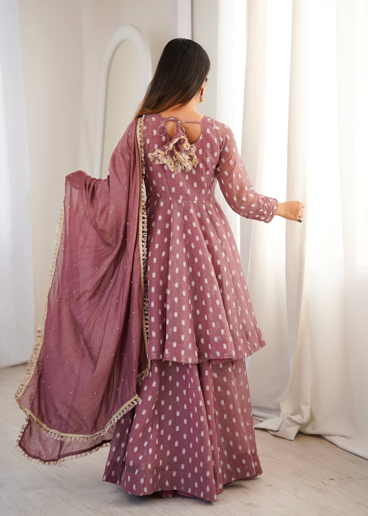 Graceful Suit Ensembles for Special Moments
