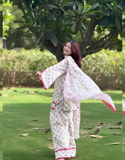 Timeless Elegance in Vibrant Suit Design