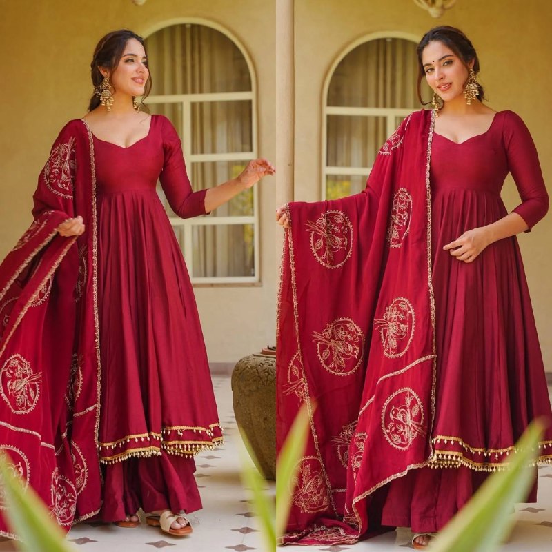 Stylish Anarka Suit for Confident Women