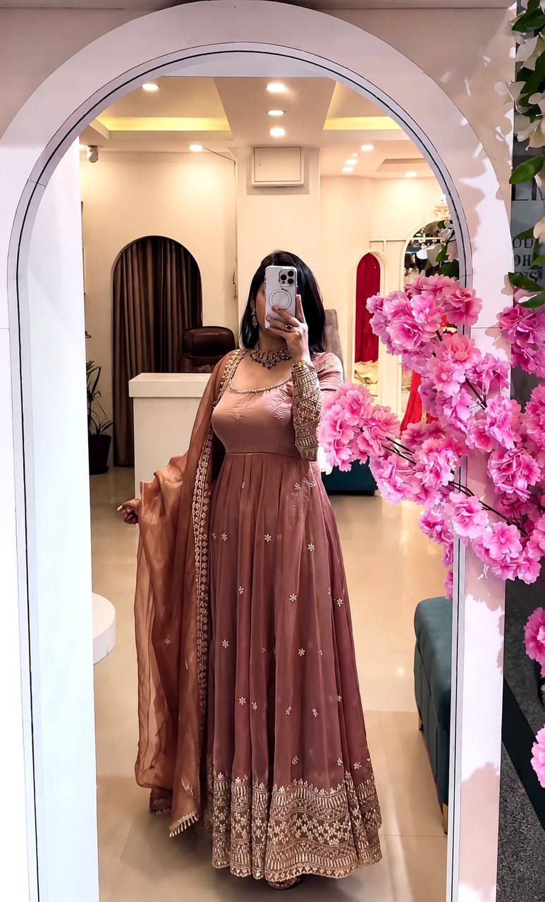 Fashion Harmony Blending Tradition with Contemporary Chic