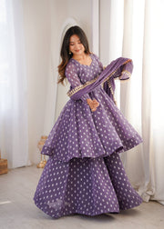 Graceful Suit Ensembles for Special Moments