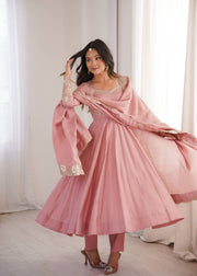 Effortless Elegance Redefine Your Personal Style