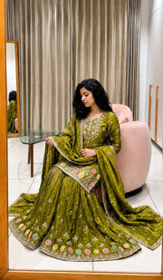 Empowering Elegance The Modern Woman's Suit